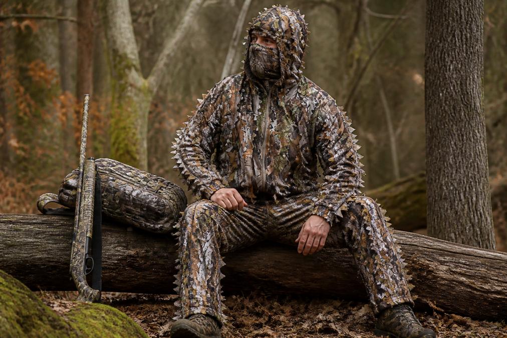 Essential Features of Rugged Hunting Apparel