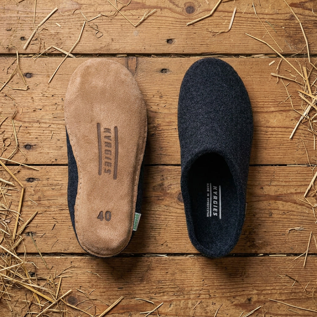 Black slippers with brown insole 